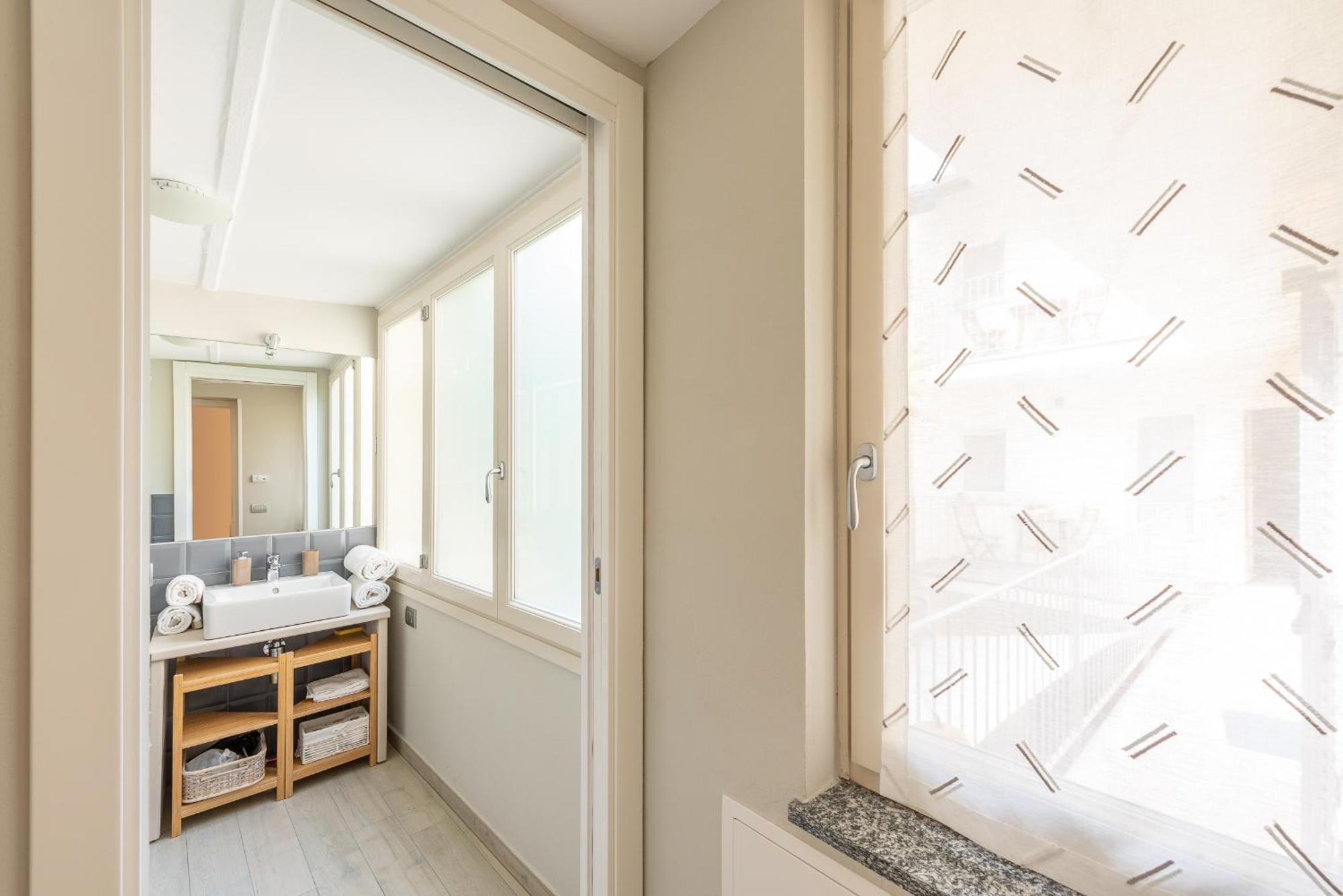 Trifulhouse Holiday Apartments Alba  Quarto foto